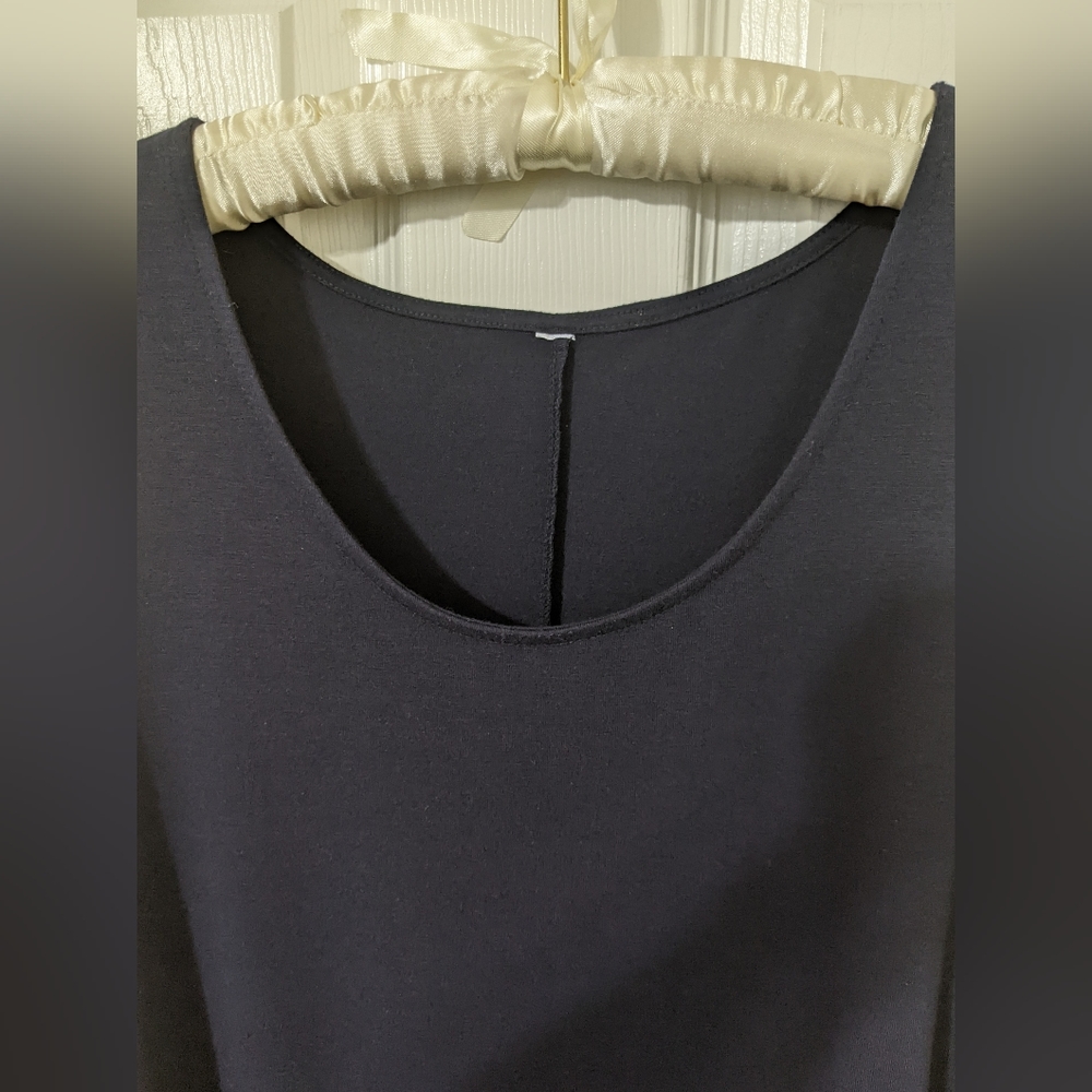 Sleeveless Ruffle Bottom Tunic 2X - Picture 4 of 4